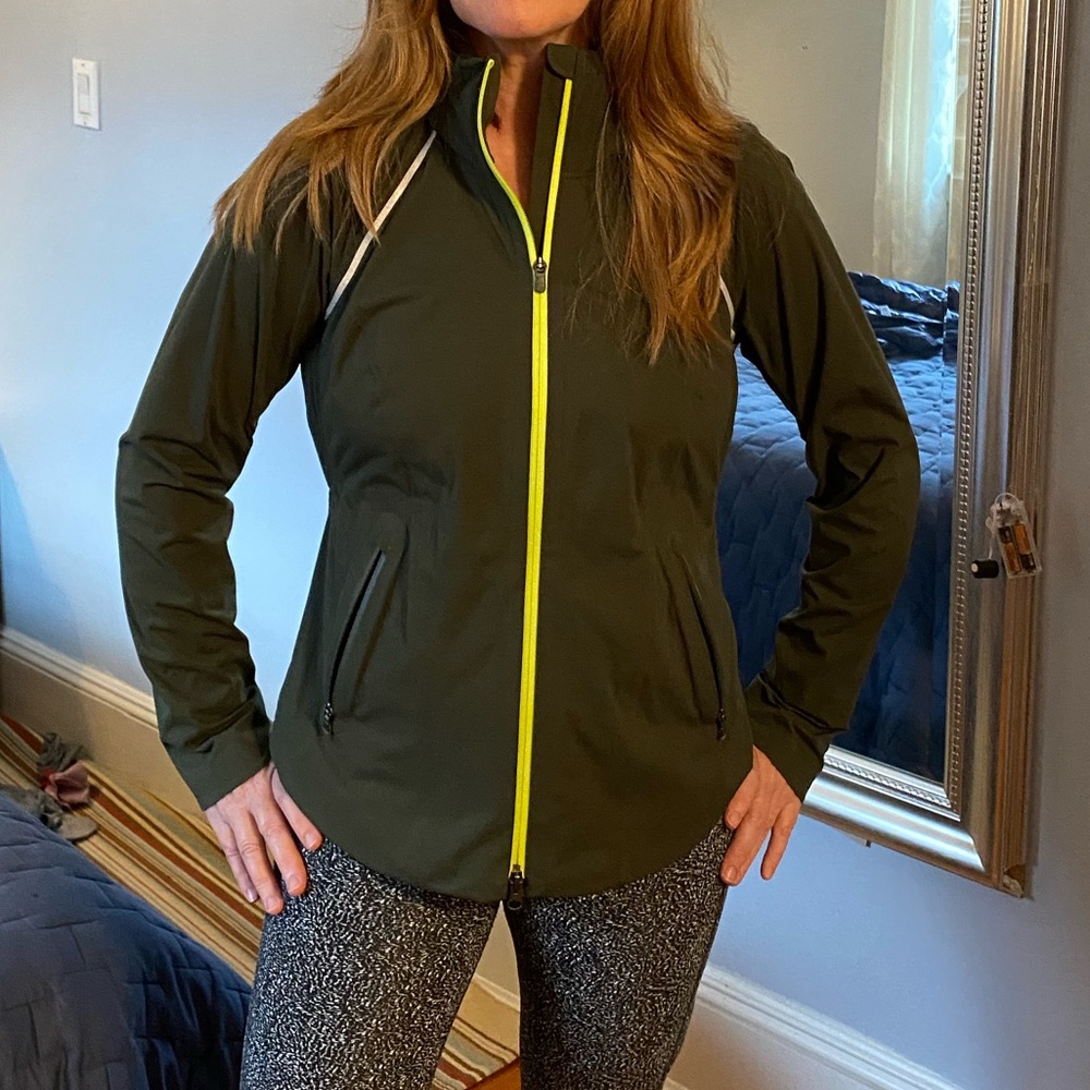 Athleta windbreaker/runner jacket size S - Picture 2 of 10